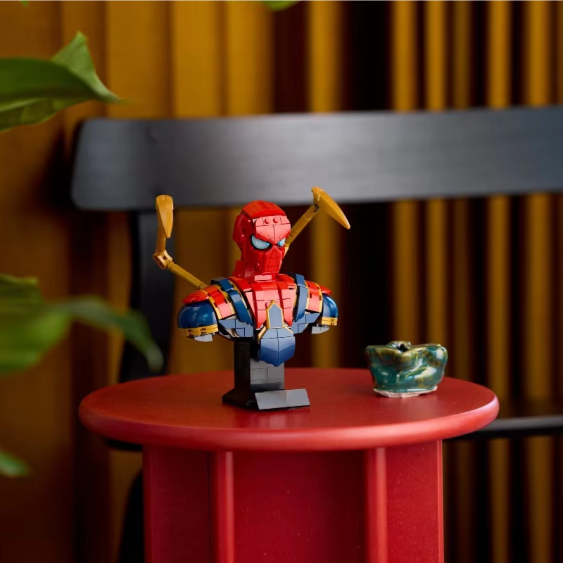 Busto do Iron Spider-Man – Marvel – 379 peças