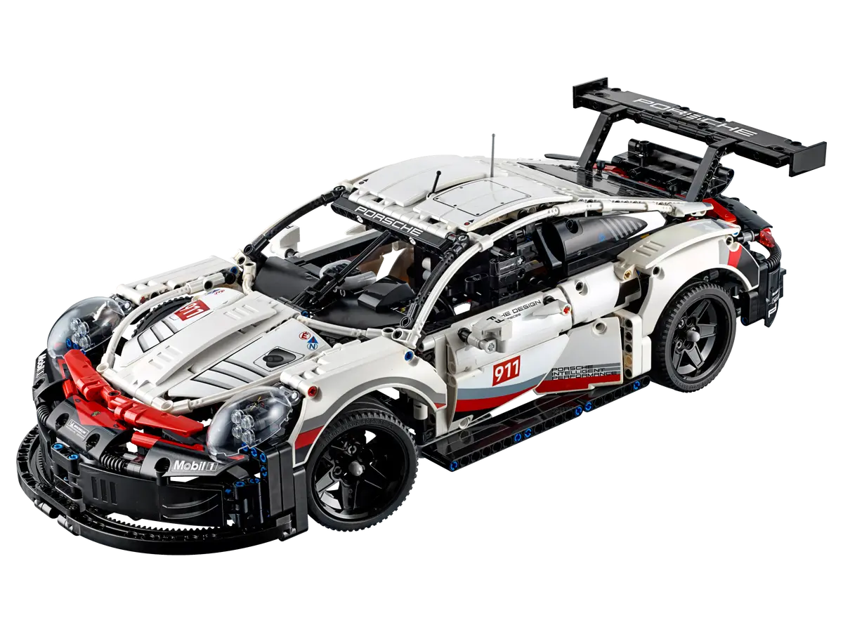 Porsche 911 RSR – 1580 Peças
