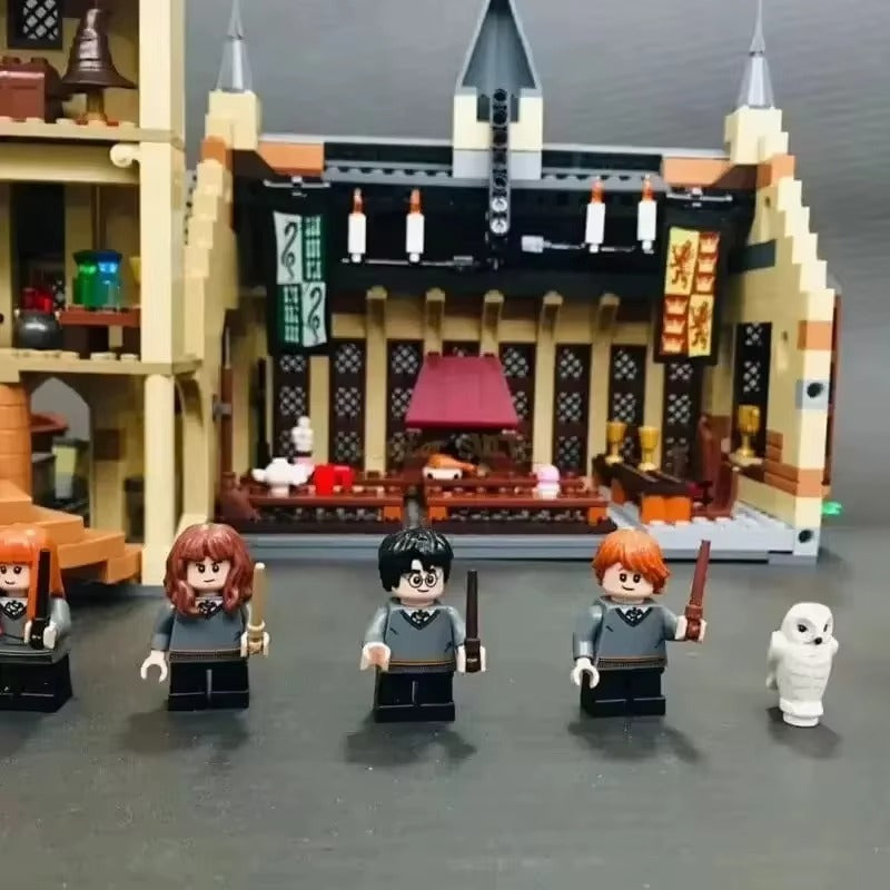 O Grande Salão de Hogwarts – 878 peças