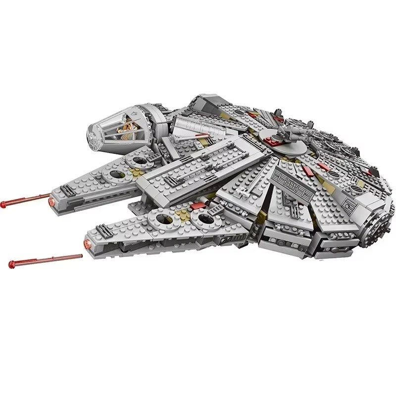 Millennium Falcon™ – 1381 peças