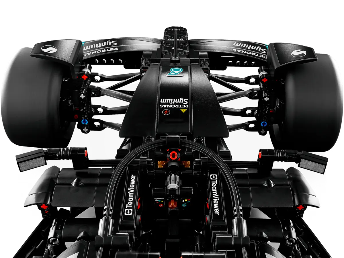 Mercedes F1 W14 – 1642 Peças